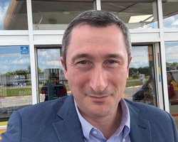 "Наконец-то дома": министр Чернышов, которого обвинили в бегстве за границу, вернулся в Украину