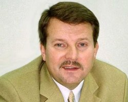 Проигравший на выборах брат Медведчука подал в суд на ЦИК