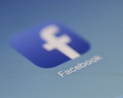Facebook замедлила работу над новыми продуктами из-за волны критики в свой адрес, — СМИ