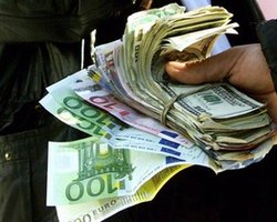 Ради получения пособия по инвалидности множество греков притворились слепыми