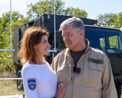 Порошенко через суд поделил имущество с женой: он так может обойти санкции, — СМИ