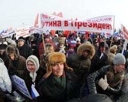 Сторонников Путина обвинили в осквернении московской святыни