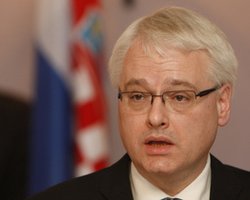 Президент Хорватии не приедет в Крым на саммит стран Центральной и Восточной Европы