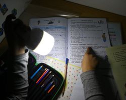 Плановые отключения в Украине: когда не будет света 1 сентября (графики)