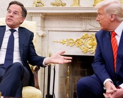 "Не було поруч": Трамп після зустрічі з Рютте знову накинувся на НАТО — про що вони говорили