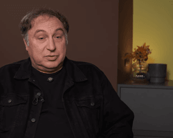 Заслуженный артист Украины рассказал, как с родителями пережил оккупацию: "Это был ужас"