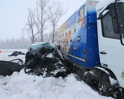 Харьковчанка не справилась с управлением: три человека погибли