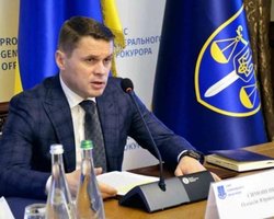 Генпрокурор України звільнив свого заступника Симоненка через скандал із відпусткою в Іспанії