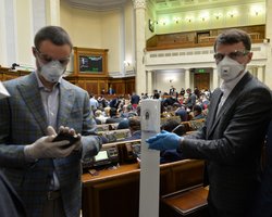 64,7 млрд грн на борьбу с коронавирусом. Рада со второй попытки приняла изменения в госбюджет