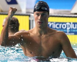 Пловец Романчук с олимпийским рекордом вышел в финал Олимпиады в Токио