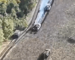 Самый близкий танковый бой: украинские танкисты в упор уничтожили бронетранспортер РФ (видео)