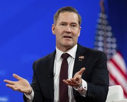 Укрепление доверия: в Белом доме назвали условия возобновления военной помощи Украине