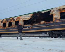 Свідоцтво злочинів ЗС РФ: знищений росіянами поїзд везуть до Києва (відео)