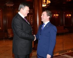 Кремль может пересмотреть газовые контракты с Украиной