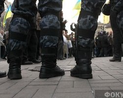 Милиция штурмует рынок Лесной. Есть раненые