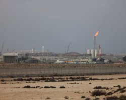 На межі катастрофи: війна в Ірані може спровокувати дефіцит газу у світі у найближчі 10 днів, — FT