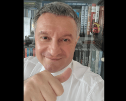 Глава МВД Арсен Аваков написал заявление об отставке, - документ