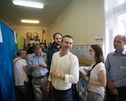 Украине нужен закон о "сосуществовании" с Россией, – Вакарчук