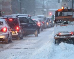Снегопады парализовали транспортное сообщение в Европе 