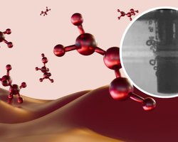 Учені перетворили природний газ на чисте рідке паливо за допомогою "блискавки": краще за бензин