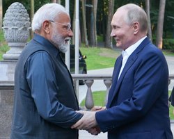 "Рішення на полі бою немає": Моді на зустрічі з Путіним закликав припинити війну, — ЗМІ