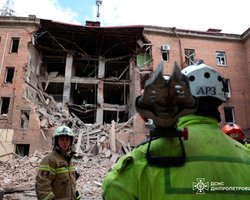 РФ в третий раз за сутки атаковала Днепр: 10 раненых, четверо — в тяжелом состоянии, — ОВА (фото)