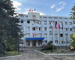 HIMARS или Storm Shadow: в РФ заявили об обстреле "администрации" в Волновахе (фото)