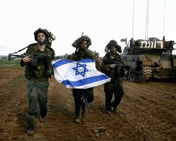 Израильские солдаты арестовали 120 членов ХАМАС