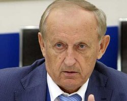 Президент "Мотор Сич" проиграл выборы свадебному фотографу