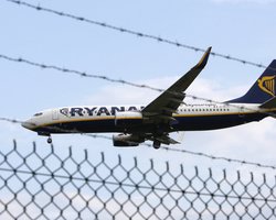 Крупнейший европейский лоукост обсуждает запуск маршрутов в украинскими аэропортами