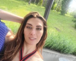 Була популярною телеведучою: у Києві померла вдова Сергія Сивохо (фото)