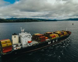 Блокаду сняли, но риски остались: в Великобритании предупредили об атаках ВС РФ на суда