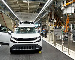 Самый дешевый электромобиль Skoda за 26 000 евро поступил в производство (фото)