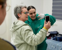 Заручниця ХАМАС із Британії звинувачує ООН після звільнення: подробиці