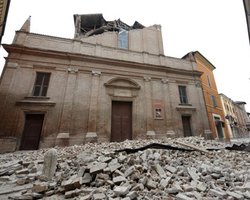 В Италии отмечаются новые подземные толчки