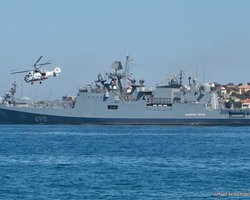 Як FP-1 вдалось влучити по фрегату "Адмірал Ессен" у Новоросійську: попри кулемет з лазером (відео)