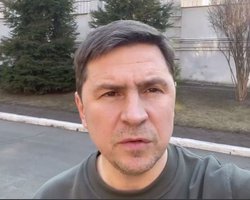 "Возьмите паузу": Подоляк обратился к "экспертам" по переговорам и войне с Россией
