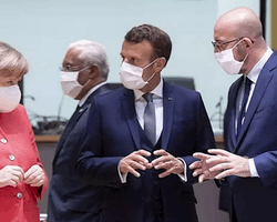 Путин обсудил будущее Беларуси с Макроном и главой Евросовета