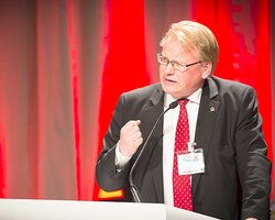 Швеция готова отправить миротворцев на Донбасс