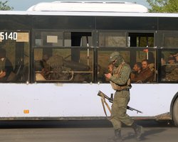 "Трибунал" над азовцями: росЗМІ показали, де у Маріуполі проведуть судилище (відео)