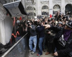 В Лондоне произошли столкновения студентов с полицией