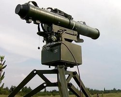 Минус пикап и МТЛБ: ВСУ применили ПТРК "Стугна-П" против техники РФ под Бахмутом (видео)