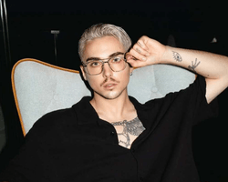 "Вперше бісексуальний сезон Холостяка": СТБ звинуватив Melovin у порушенні авторських прав (фото)