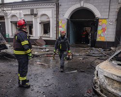 Удар по дитячому садку в Харкові: патрульні показали перші кадри після атаки (відео)