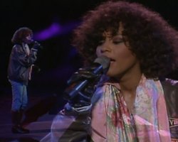 Хьюстон могла умереть из-за антидепрессанта, который принимала, - СМИ