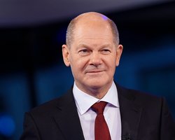 Украина не вступит в НАТО в обозримом будущем, — Шольц