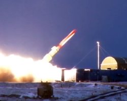 "Буревестник": как Россия использует миф о супероружии перед встречей Путина и Трампа