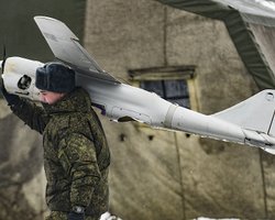 РФ получает электронику для дронов-убийц "Орлан" в обход санкций США: расследование