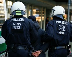 Могут мобилизовать: Швейцария депортировала трех граждан Украины домой за тяжкие преступления