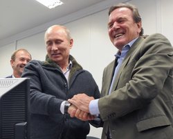 Ексканцлер ФРН Герхард Шредер прибув до Москви для переговорів із Путіним, — Politico